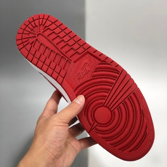 Nike men\'s casual running shoes标题